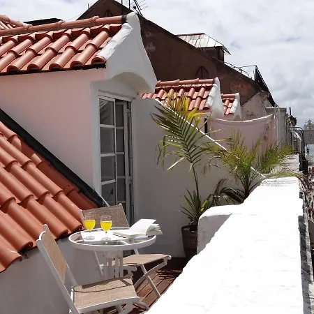 Apartment The Downtown Terrace - Fabulous Views, Sun Deck, Penthouse, 5th-floor No Lift *