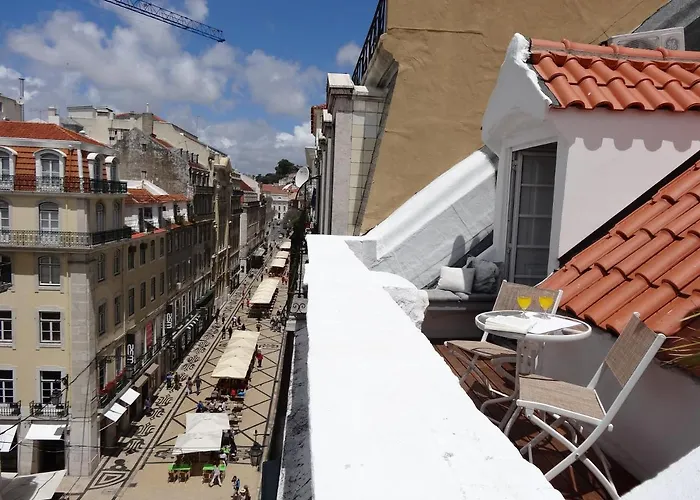 The Downtown Terrace - Fabulous Views, Sun Deck, Penthouse, 5th-floor No Lift *