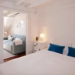 Apartment The Downtown Terrace - Fabulous Views, Sun Deck, Penthouse, 5th-floor No Lift