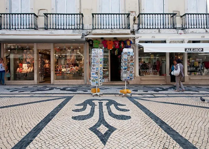 The Downtown Terrace - Fabulous Views, Sun Deck, Penthouse, 5th-floor No Lift شقة *