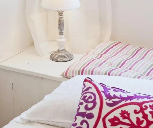 شقة The Downtown Terrace - Fabulous Views, Sun Deck, Penthouse, 5th-floor No Lift